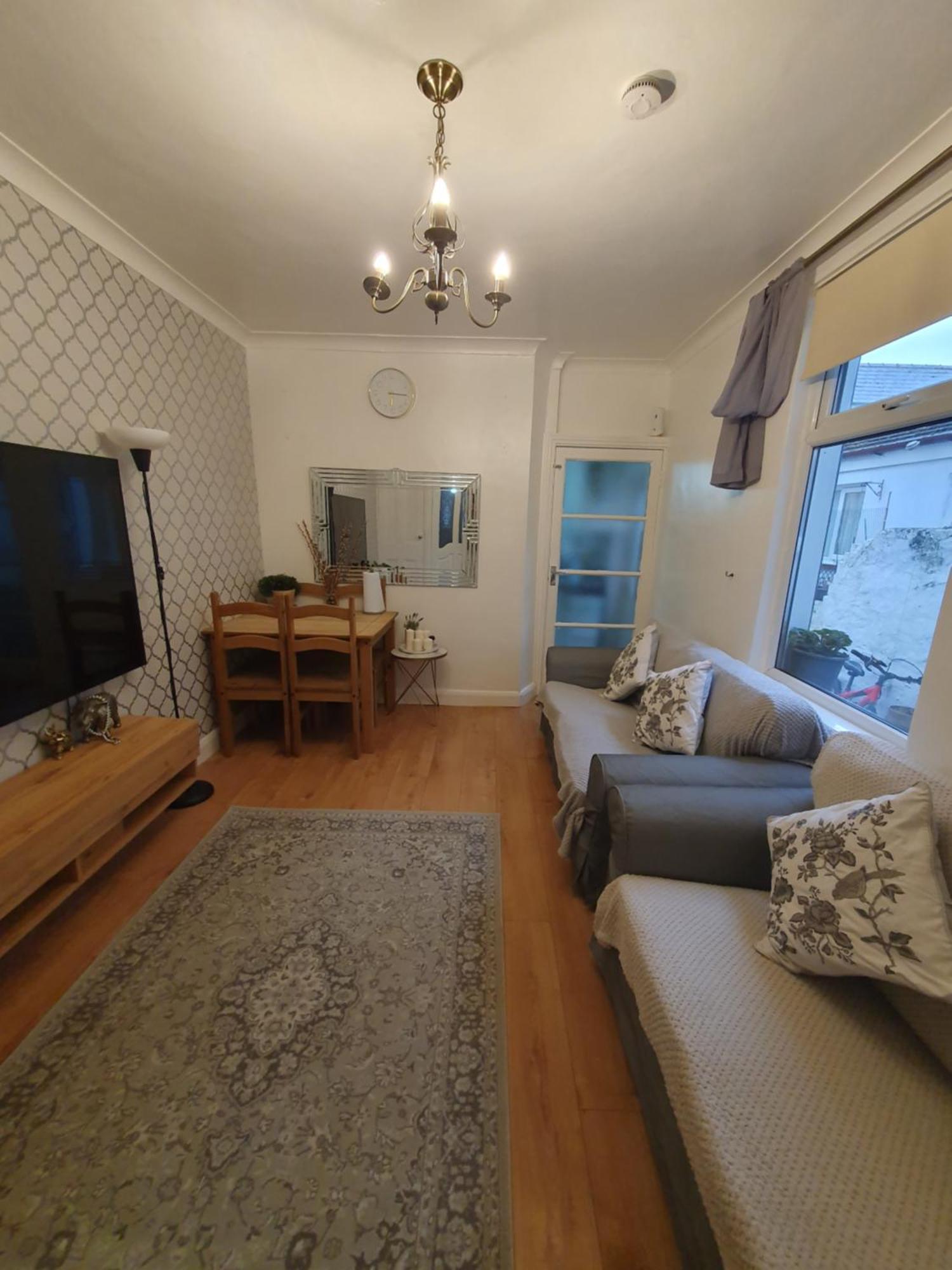 Private Double Room In Cardiff Exteriér fotografie